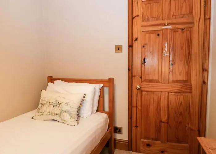 بيت للعطل Scandale